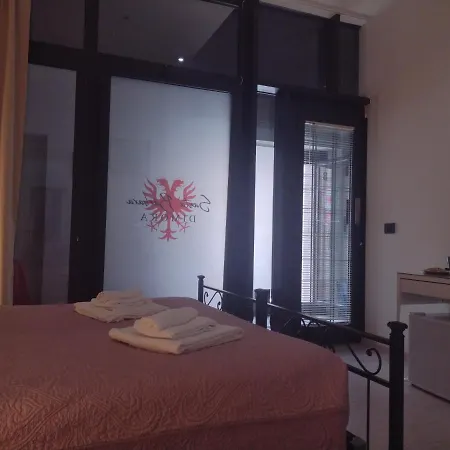 Dimora Santa Barbara 招待所 3*