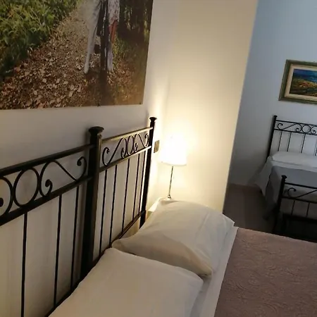 ゲストハウス Dimora Santa Barbara 3*